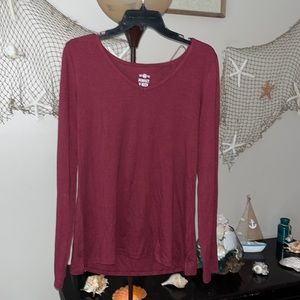 Womens XL Burgundy Long Sleeve shirt